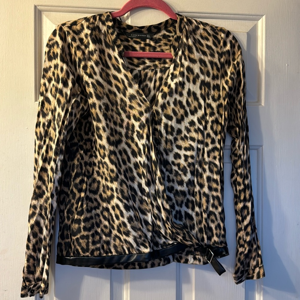 Zara woman leopard print top